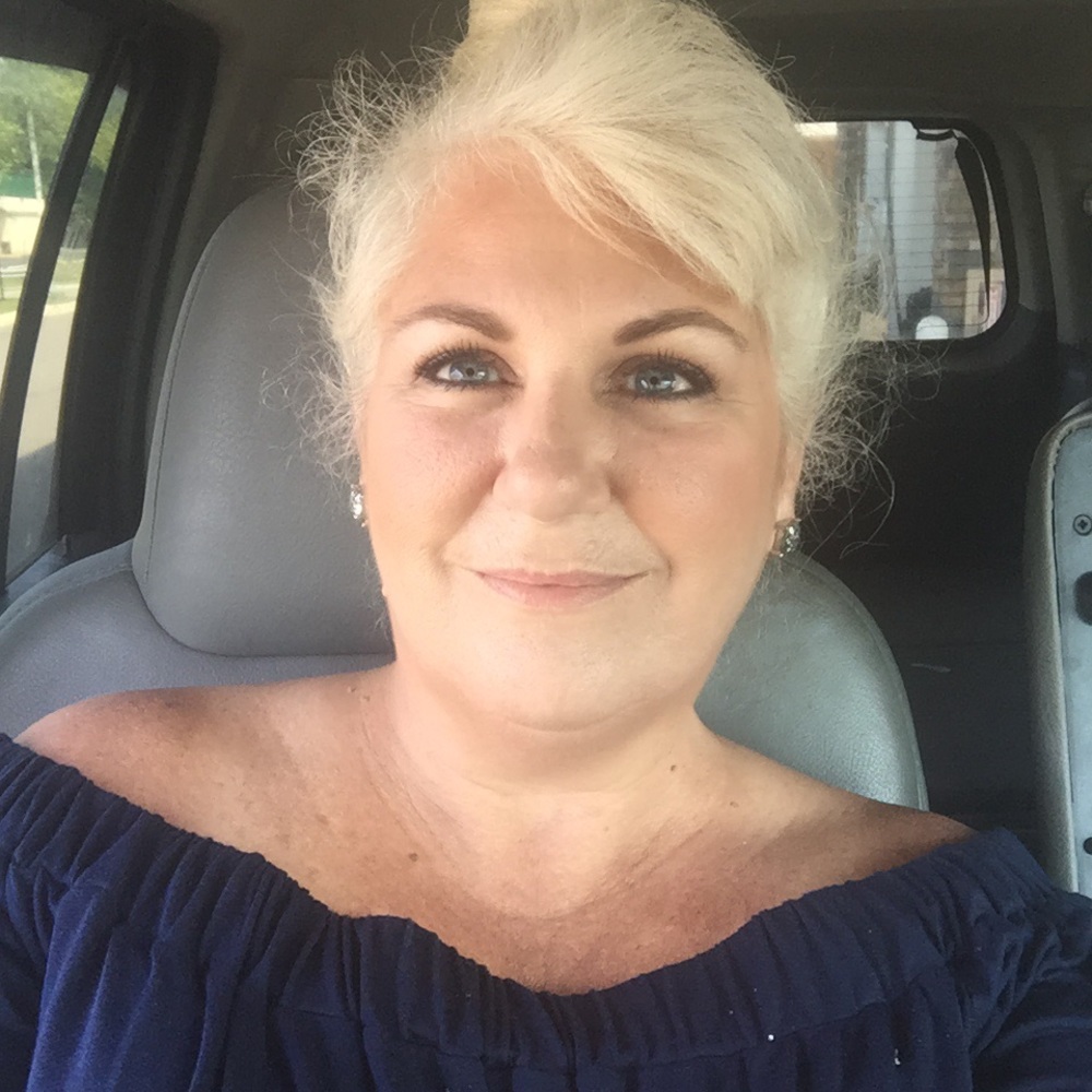 Meet your Posher, Donna